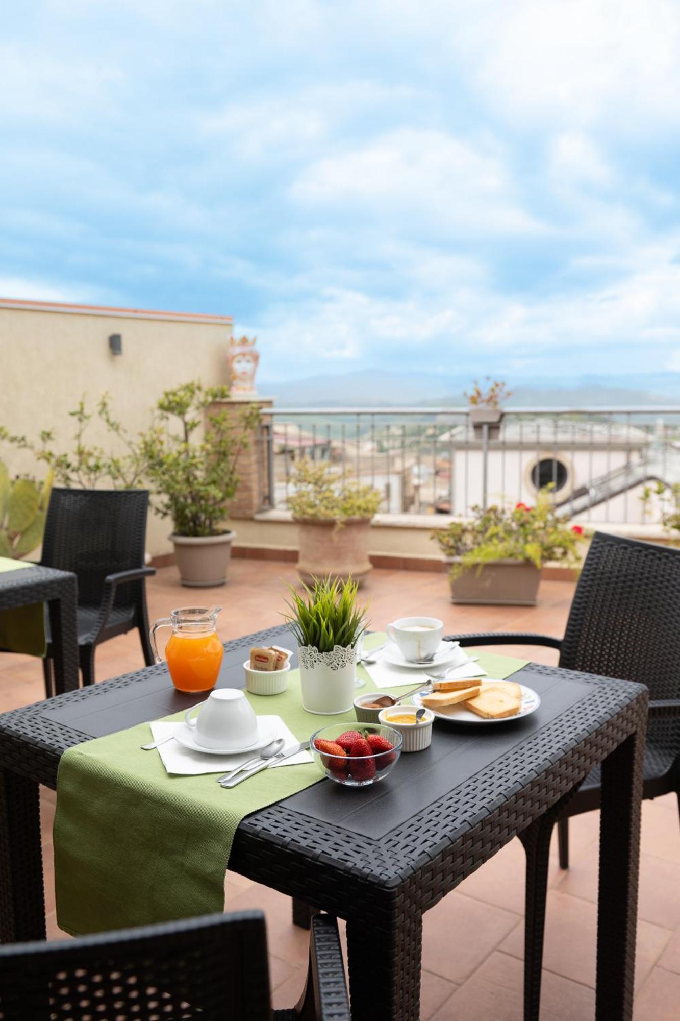 B&B Bella Vista Valguarnera Caropepe Kültér fotó